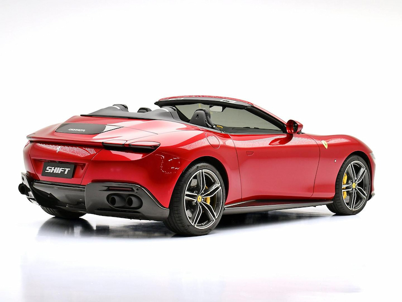 Foto do veículo FERRARI ROMA 3.9 V8 TURBO GASOLINA SPIDER F1-DCT 2025 2.200 KM R$ 3.490.000,00