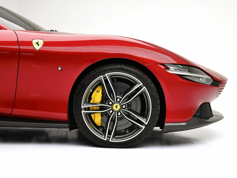 Foto do veículo FERRARI ROMA 3.9 V8 TURBO GASOLINA SPIDER F1-DCT 2025 2.200 KM R$ 3.490.000,00
