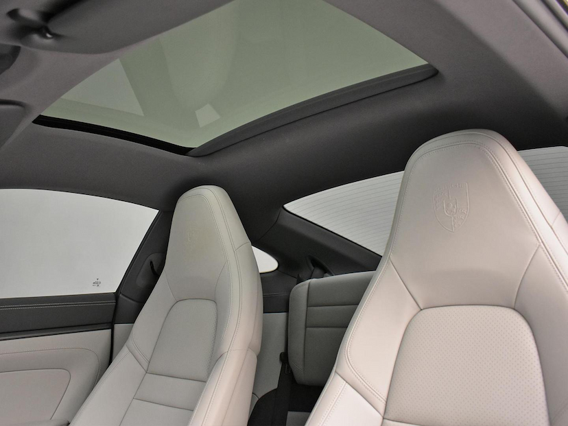 Foto do veículo PORSCHE 911  CARRERA S COUPE 3.0 (991/992) 2024 5.630 KM 890.000,00