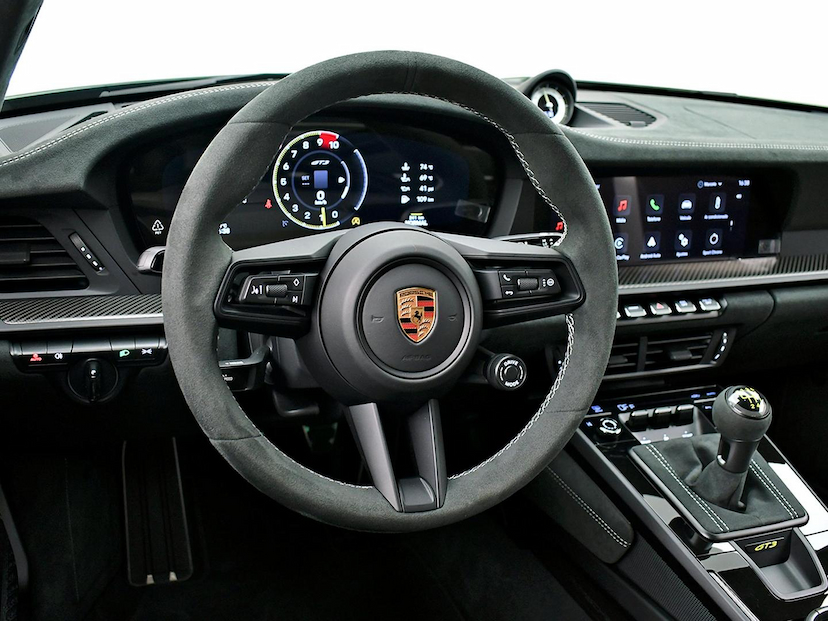 Foto do veículo PORSCHE 911  2026 240 KM R$ 2.490.000,00