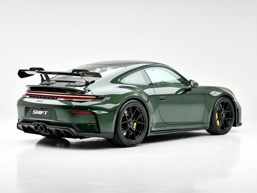 Foto do veículo PORSCHE 911  2026 240 KM R$ 2.490.000,00