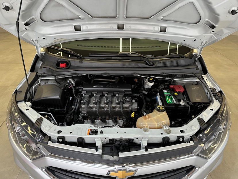 Foto do veículo CHEVROLET ONIX  LTZ 1.4 MPFI 8V 4P AUT. 2019 96.050 KM 68.900,00