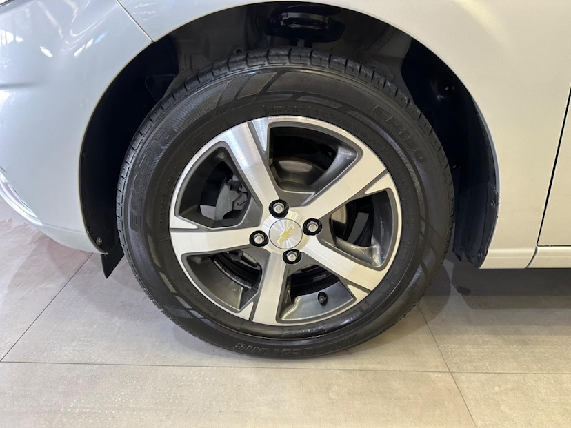 Foto do veículo CHEVROLET ONIX  LTZ 1.4 MPFI 8V 4P AUT. 2019 96.050 KM 68.900,00
