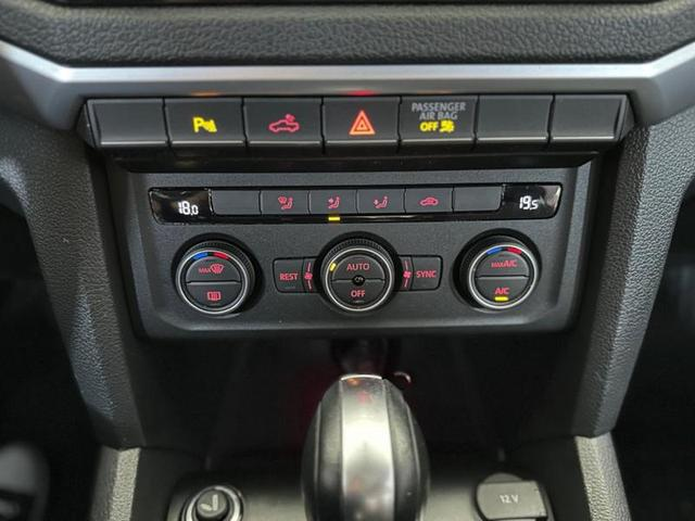 Foto do veículo VOLKSWAGEN AMAROK  V6 HIGHLINE CABINE DUPLA AT 4X4 2022 45.035 KM 199.900,00