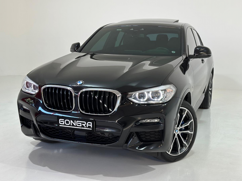 Foto do veículo BMW X4  XDRIVE30I 2020 41.500 KM 309.900,00