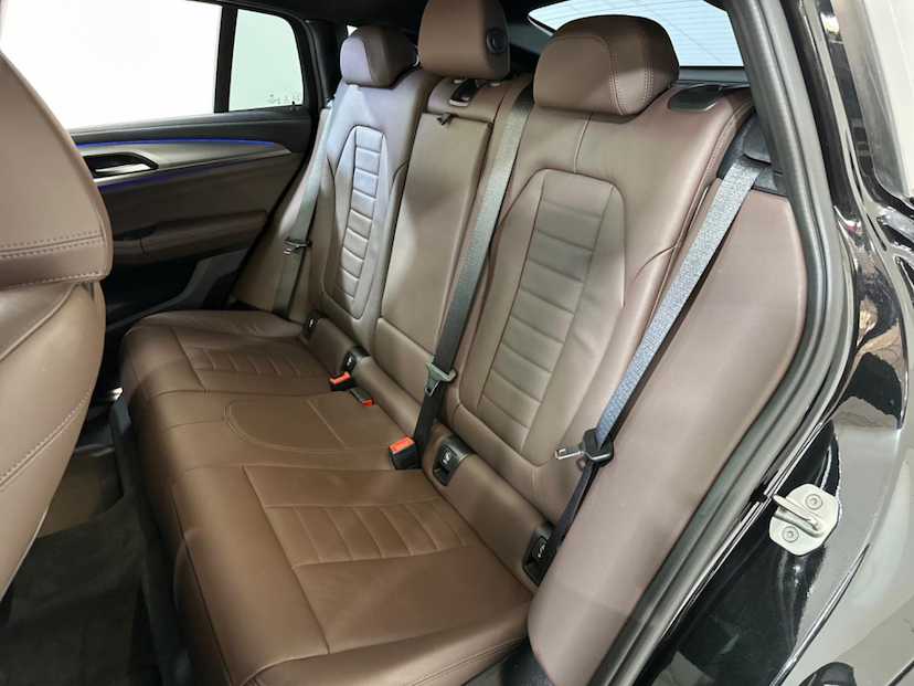 Foto do veículo BMW X4  XDRIVE30I 2020 41.500 KM 309.900,00