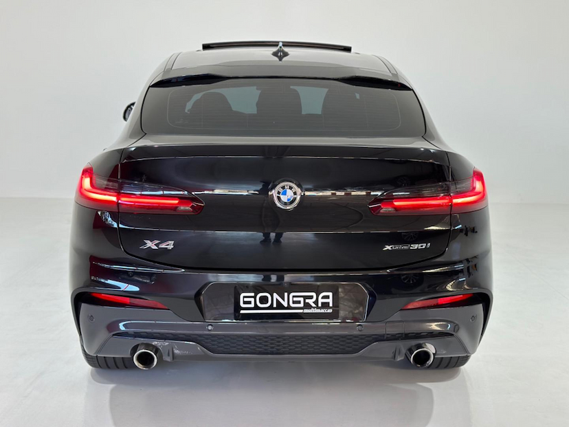 Foto do veículo BMW X4  XDRIVE30I 2020 41.500 KM 309.900,00
