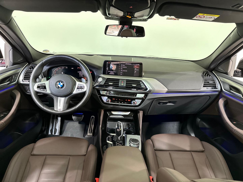 Foto do veículo BMW X4  XDRIVE30I 2020 41.500 KM 309.900,00