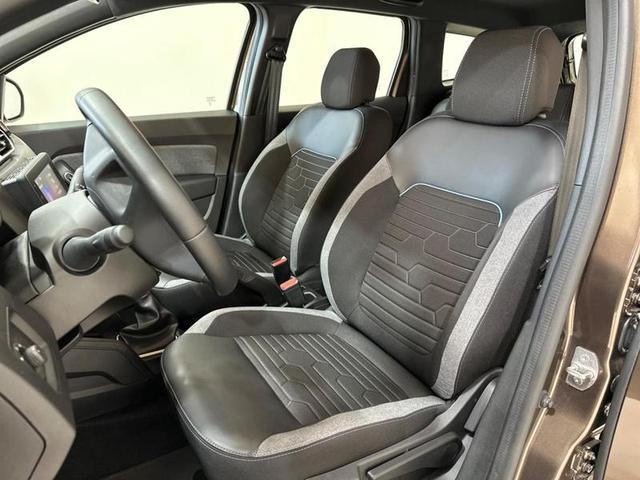 Foto do veículo RENAULT TRAIL DUSTER  INTENSE 1.6 16V FLEX AUT 2023 16.750 KM 97.900,00