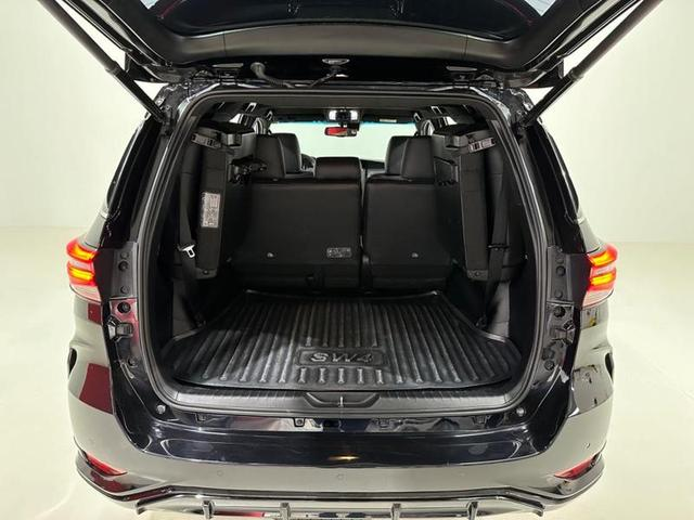 Foto do veículo TOYOTA HILUX SW4  GRS 4X4 2.8 2022 21.186 KM 389.900,00
