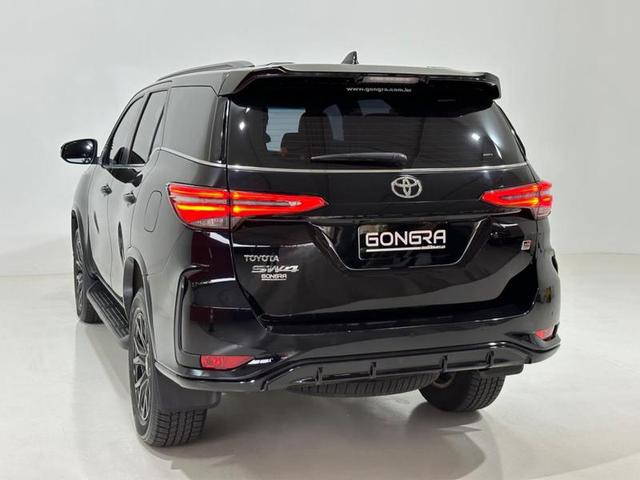 Foto do veículo TOYOTA HILUX SW4  GRS 4X4 2.8 2022 21.186 KM 389.900,00