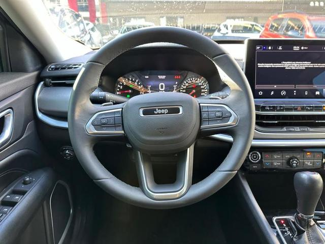 Foto do veículo JEEP COMPASS  LONG TF 2022 43.346 KM 132.900,00