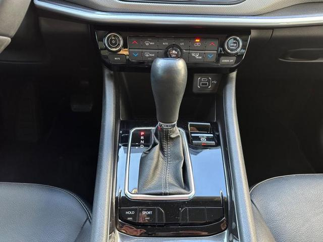 Foto do veículo JEEP COMPASS  LONG TF 2022 43.346 KM 132.900,00