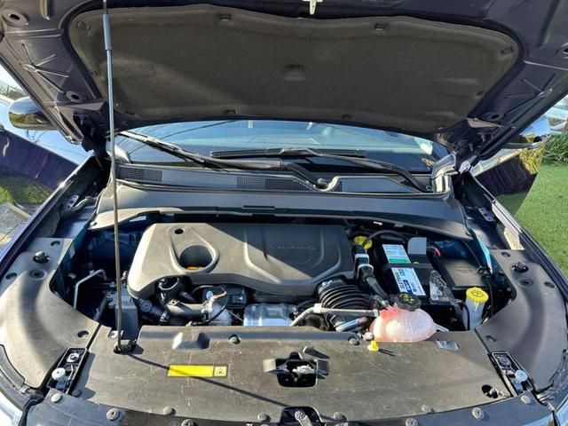 Foto do veículo JEEP COMPASS  LONG TF 2022 43.346 KM 132.900,00