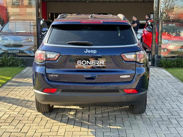 Foto do veículo JEEP COMPASS  LONG TF 2022 43.346 KM 132.900,00
