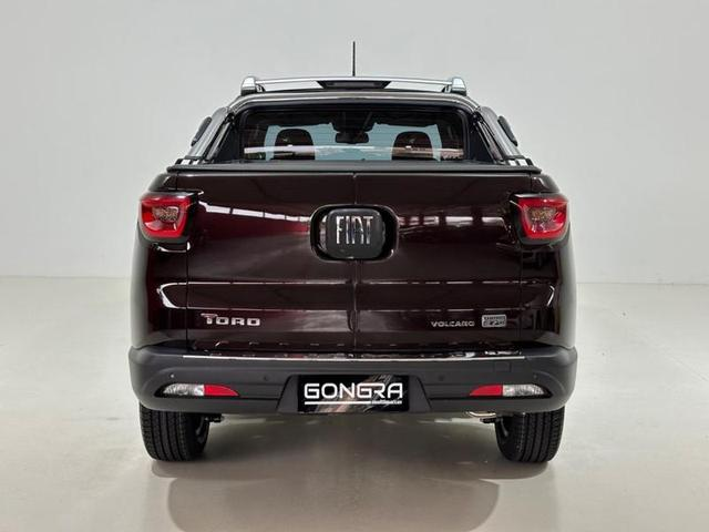 Foto do veículo FIAT TORONADO  1.3 TURBO 270 FLEX VOLCANO AT6 2022 52.206 KM 135.900,00