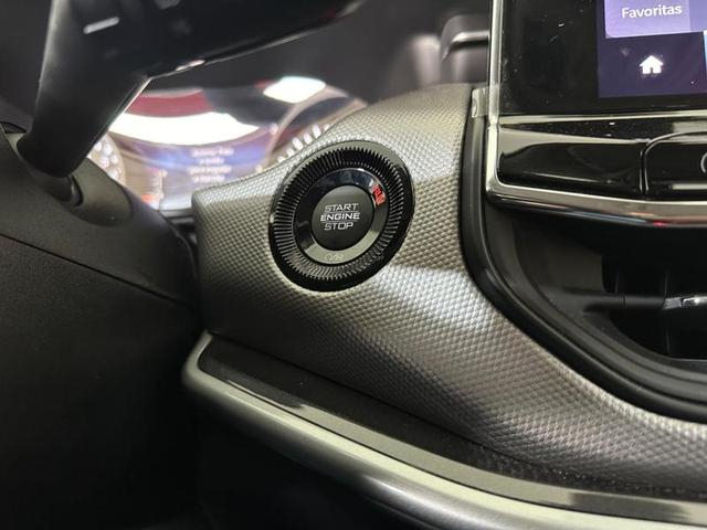 Foto do veículo JEEP COMPASS  LONG TF 2022 24.066 KM 136.900,00