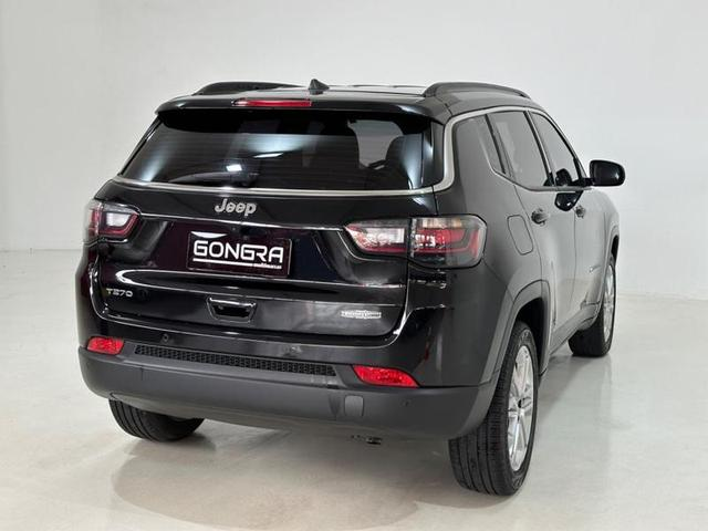 Foto do veículo JEEP COMPASS  LONG TF 2022 24.066 KM 136.900,00