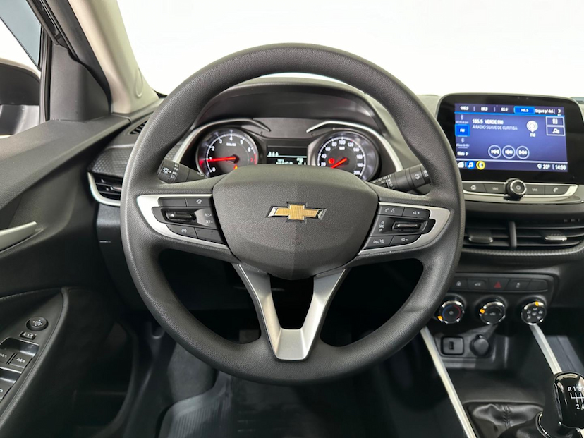 Foto do veículo CHEVROLET ONIX  10MT LT2 2024 14.288 KM 77.900,00