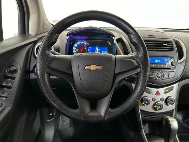 Foto do veículo CHEVROLET TRACKER  LT 2016 101.250 KM 68.900,00