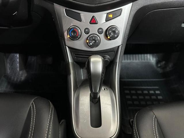 Foto do veículo CHEVROLET TRACKER  LT 2016 101.250 KM 68.900,00