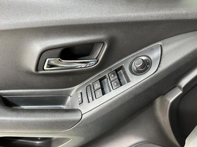 Foto do veículo CHEVROLET TRACKER  LT 2016 101.250 KM 68.900,00