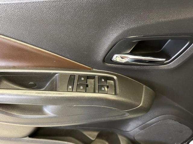 Foto do veículo CHEVROLET COBALT  1.8 LTZ 2017 98.266 KM 53.900,00