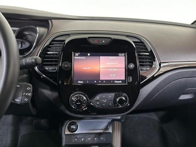 Foto do veículo RENAULT CAPTUR  INT13TCVT 2022 26.150 KM 101.900,00