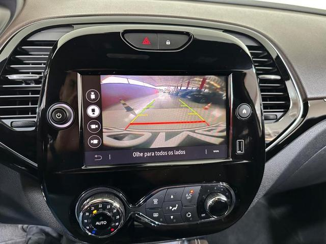 Foto do veículo RENAULT CAPTUR  INT13TCVT 2022 26.150 KM 101.900,00