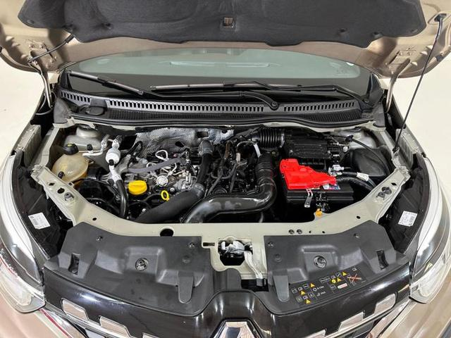 Foto do veículo RENAULT CAPTUR  INT13TCVT 2022 26.150 KM 101.900,00