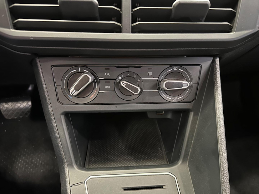 Foto do veículo VOLKSWAGEN NIVUS  CL TSI AD 2021 36.509 KM 97.900,00