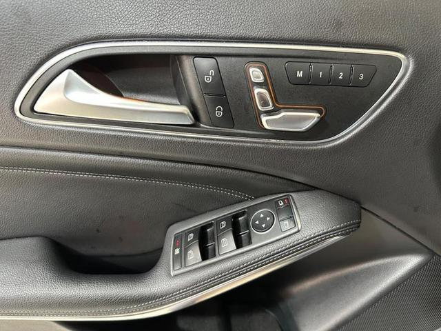 Foto do veículo MERCEDES-BENZ GLA 200  1.6 CGI ENDURO 16V TURBO 2019 45.641 KM 165.900,00