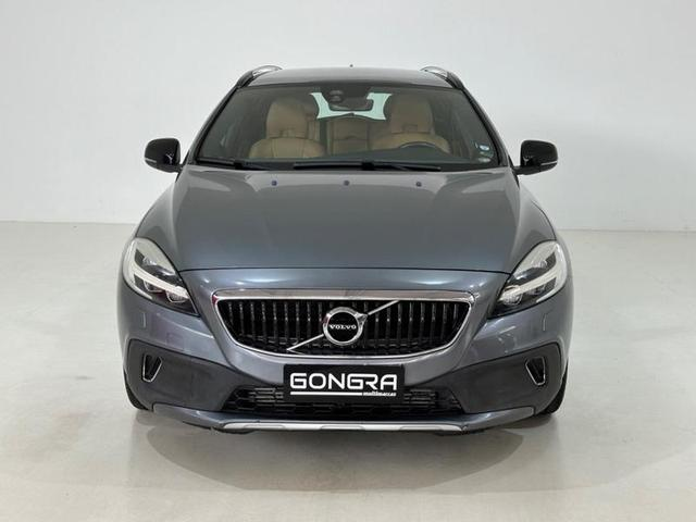 Foto do veículo VOLVO V40  T4 2018 64.479 KM 119.900,00