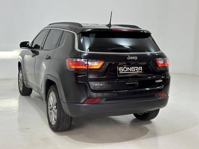 Foto do veículo JEEP COMPASS  LONG TF 2023 27.991 KM 146.900,00