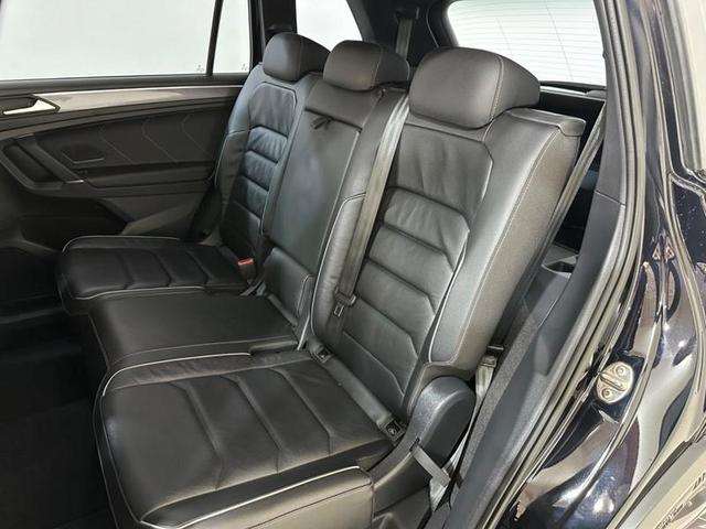 Foto do veículo VOLKSWAGEN TIGUAN  ALLSPAC RLINE 350 TSI 2.0 4X4  2019 51.529 KM 169.900,00