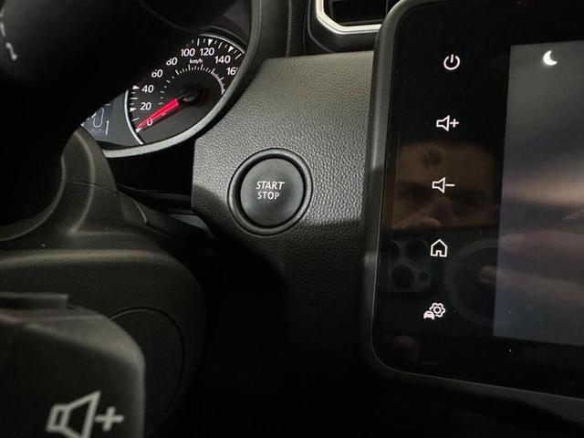 Foto do veículo RENAULT TRAIL DUSTER  ICO16 CVT 2024 4.000 KM 110.900,00