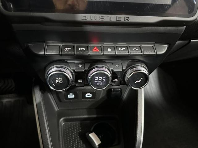 Foto do veículo RENAULT DUSTER  ICO16 CVT 2024 8.677 KM 109.900,00