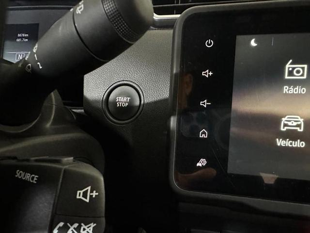 Foto do veículo RENAULT DUSTER  ICO16 CVT 2024 8.677 KM 109.900,00