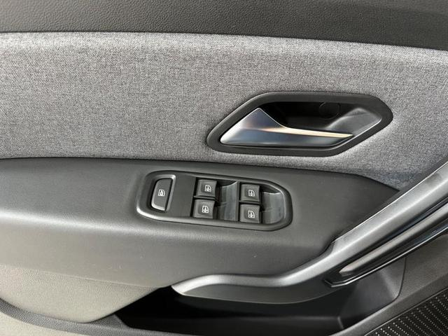 Foto do veículo RENAULT DUSTER  ICO16 CVT 2024 8.677 KM 109.900,00