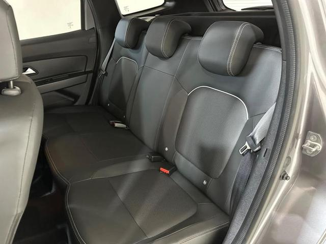 Foto do veículo RENAULT DUSTER  ICO16 CVT 2024 8.677 KM 109.900,00