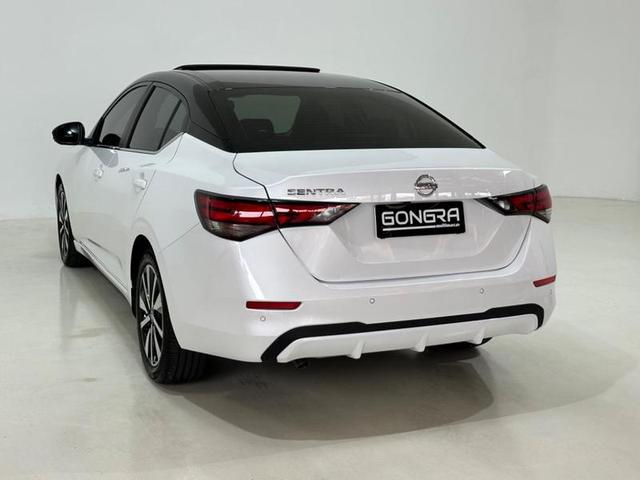 Foto do veículo NISSAN SENTRA  2.0 EXCLUSIVE CVT 2023 5.271 KM 149.900,00