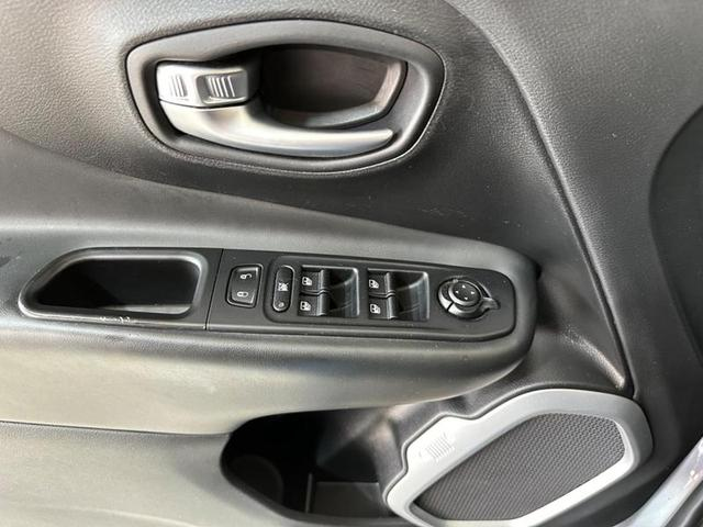 Foto do veículo JEEP RENEGADE  LNGTD AT 2020 68.095 KM 87.900,00