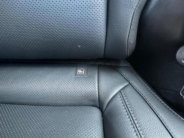 Foto do veículo JEEP COMPASS  LONG TF 2022 33.633 KM 135.900,00