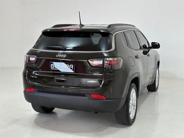 Foto do veículo JEEP COMPASS  LONG TF 2022 33.633 KM 135.900,00