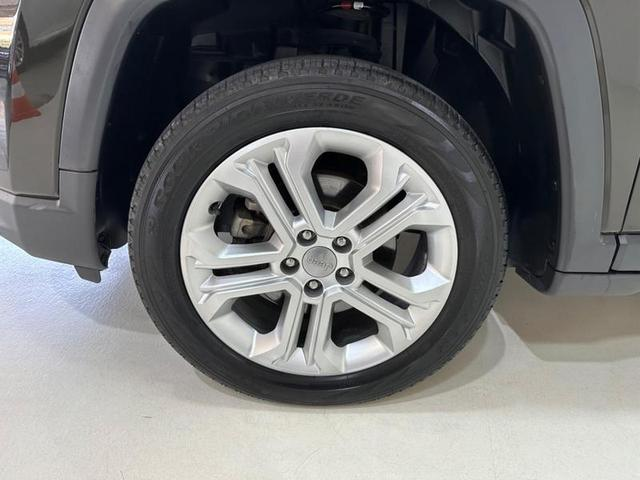 Foto do veículo JEEP COMPASS  LONG TF 2022 33.633 KM 135.900,00