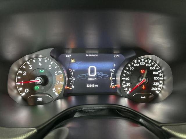 Foto do veículo JEEP COMPASS  LONG TF 2022 33.633 KM 135.900,00