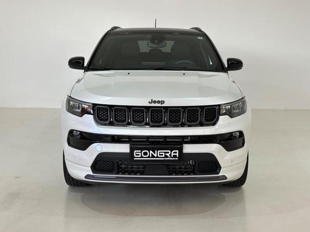 Foto do veículo JEEP COMPASS  SERIE S TF 2023 16.302 KM 182.900,00