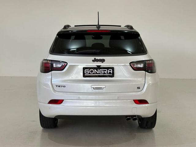 Foto do veículo JEEP COMPASS  SERIE S TF 2023 16.302 KM 182.900,00