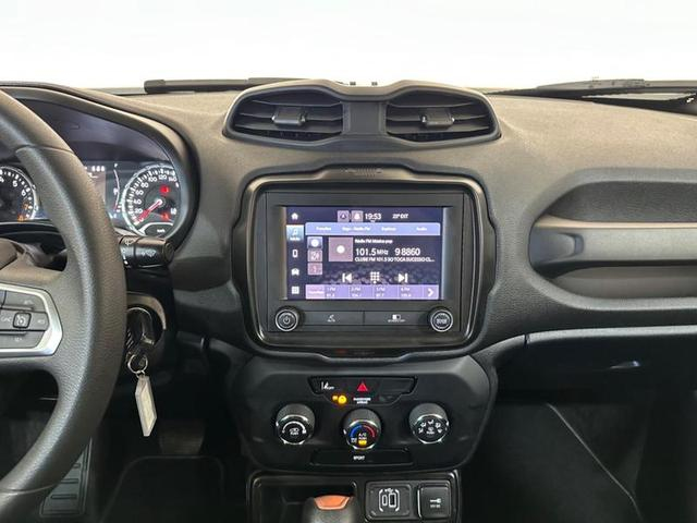 Foto do veículo JEEP RENEGADE  SPORT T270 FLEX 2022 15.813 KM 112.900,00