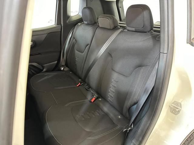 Foto do veículo JEEP RENEGADE  SPORT T270 FLEX 2022 15.813 KM 112.900,00